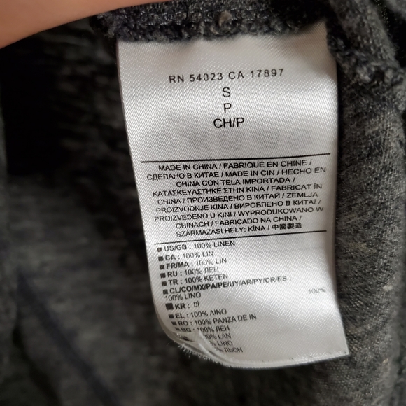 Banana Republic Grey Shirt Size Small - Picture 6 of 6